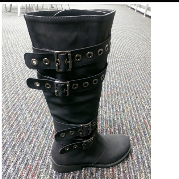 Shoes - New Women's Knee High Black boots